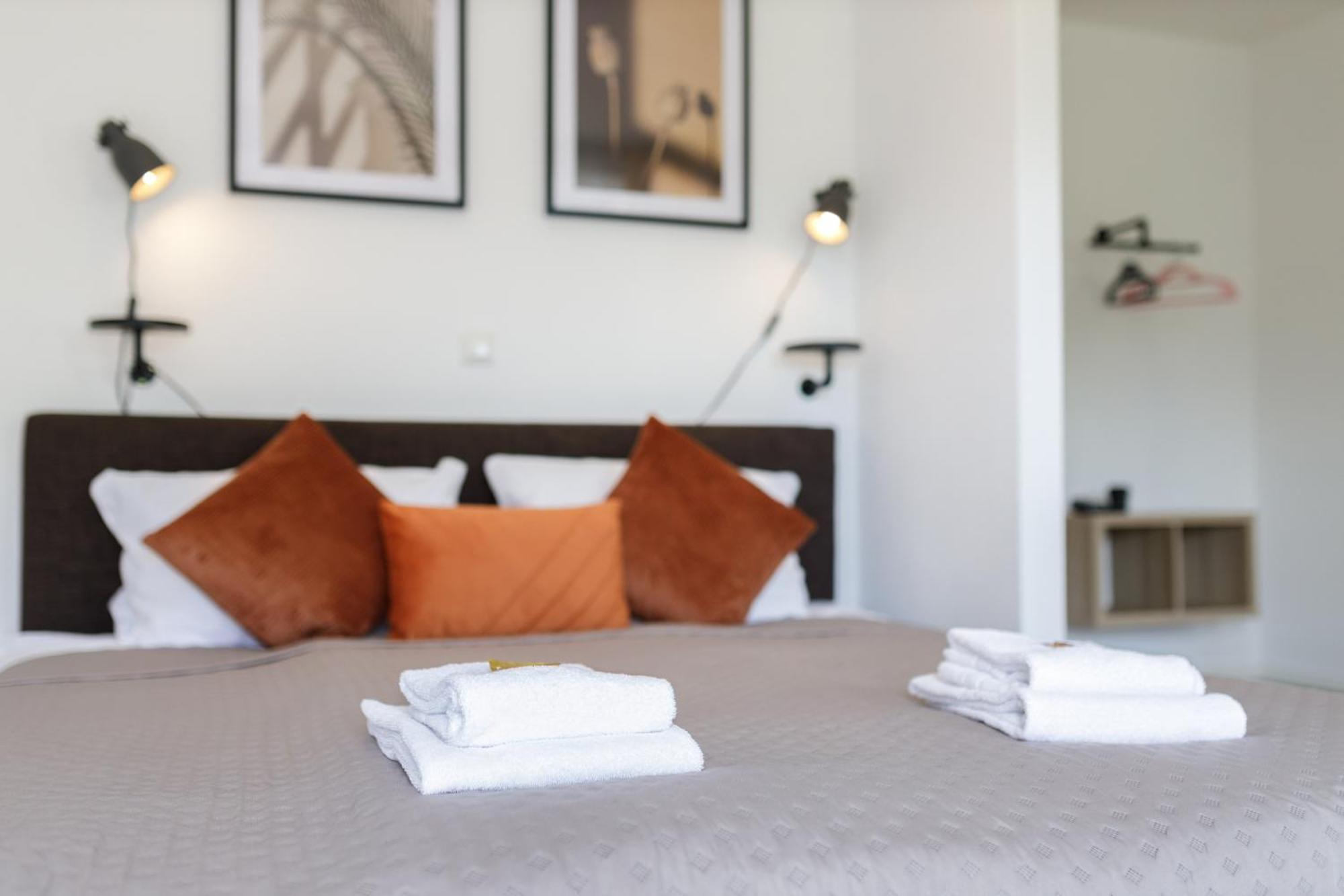 Vonmos Moselblick Apartments Kinheim Экстерьер фото